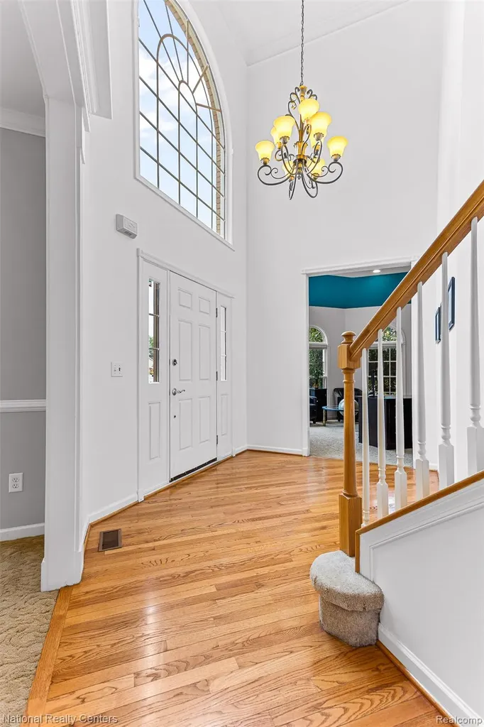 2077 Applebrook Drive Commerce Charter Township MI 48382