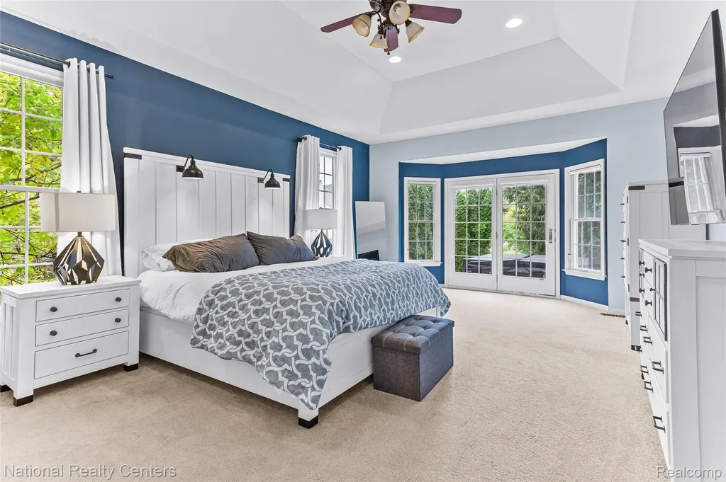 2077 Applebrook Drive Commerce Charter Township MI 48382