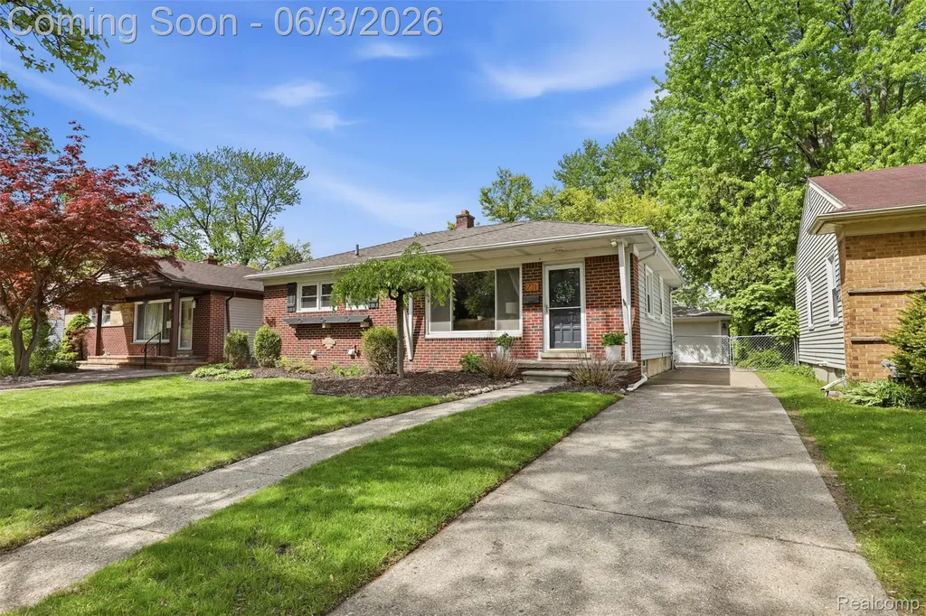 711 Symes Avenue Royal Oak City MI 48067