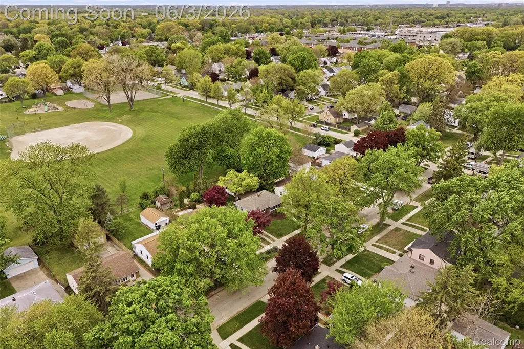 711 Symes Avenue Royal Oak City MI 48067