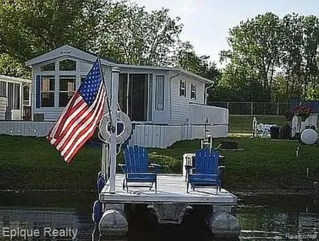 10915 E Goodall Road Vernon Village MI 48429