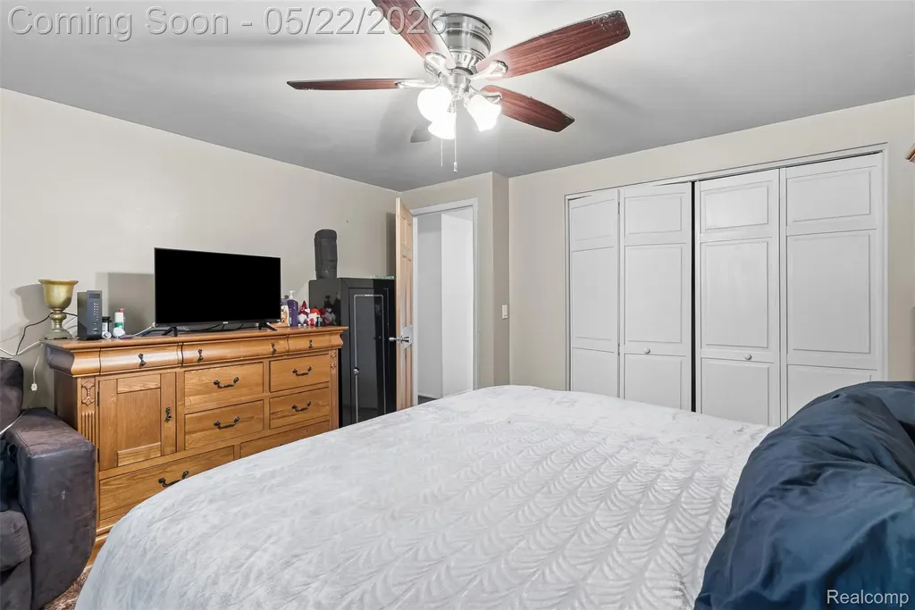 4821 Shelbyshire Drive Shelby Charter Township MI 48316