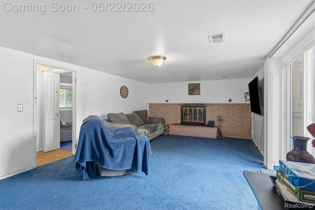 4821 Shelbyshire Drive Shelby Charter Township MI 48316
