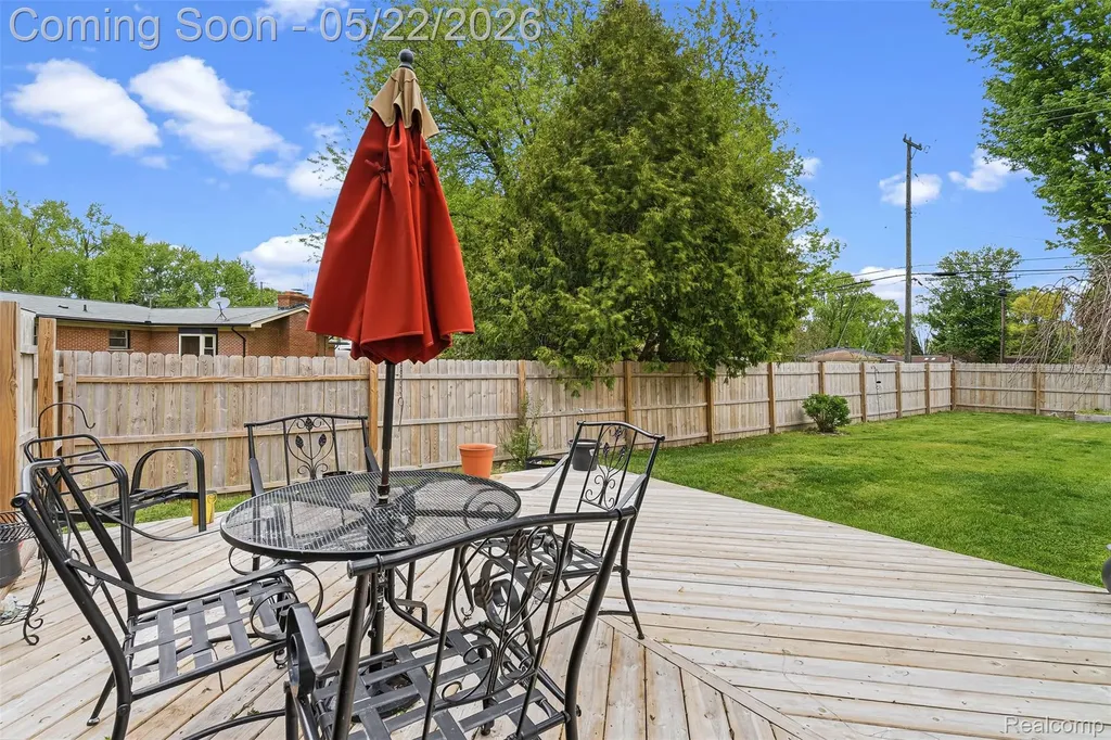 4821 Shelbyshire Drive Shelby Charter Township MI 48316