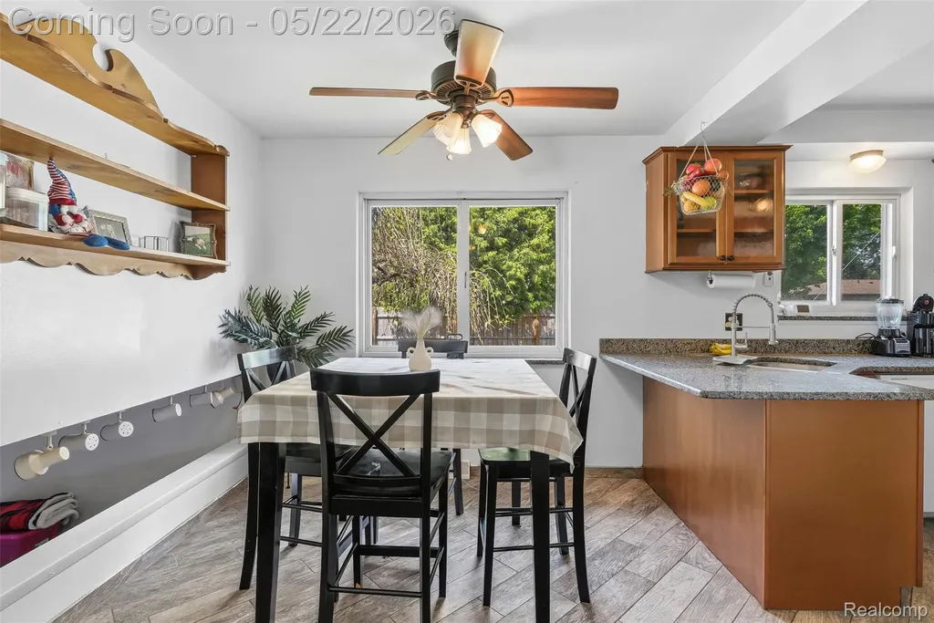 4821 Shelbyshire Drive Shelby Charter Township MI 48316