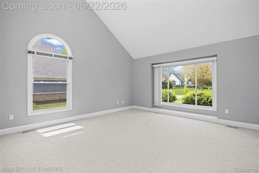 39456 Squire Road Novi City MI 48375