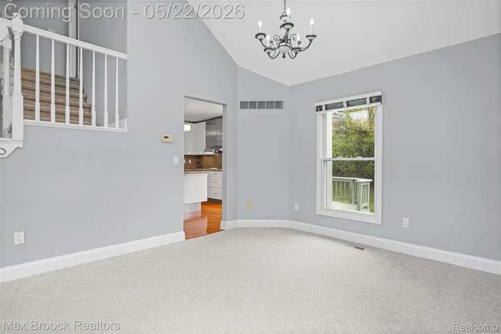 39456 Squire Road Novi City MI 48375