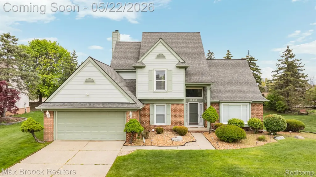 39456 Squire Road Novi City MI 48375