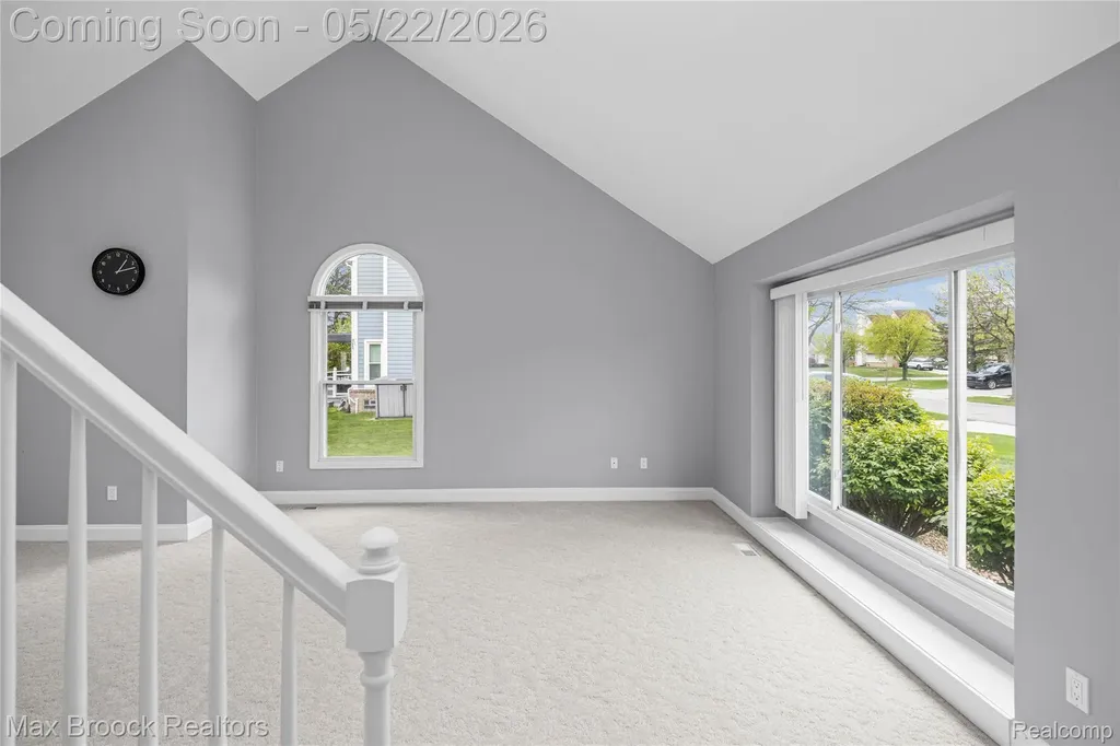 39456 Squire Road Novi City MI 48375