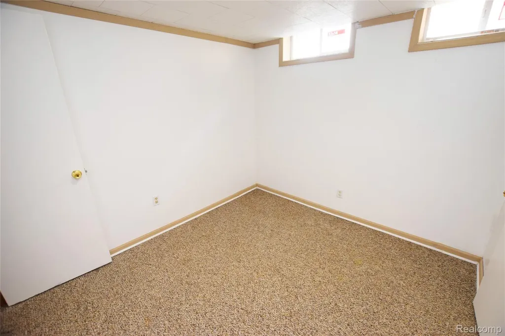 6022 Sally Court Flint City MI 48505