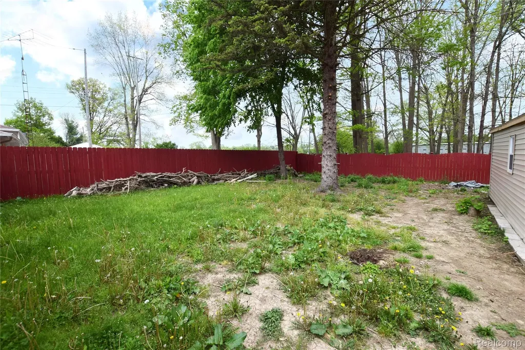 6022 Sally Court Flint City MI 48505