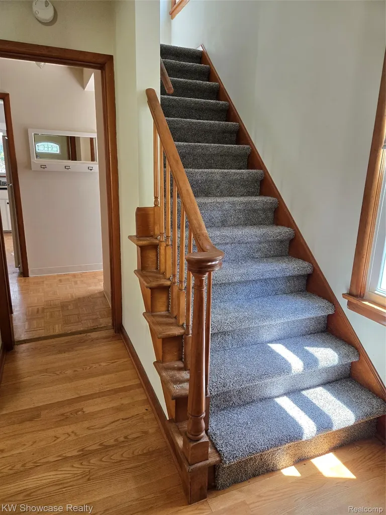 244 Wallinwood Avenue NE Grand Rapids City MI 49503