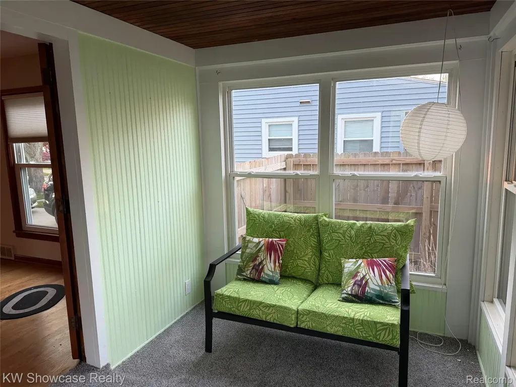244 Wallinwood Avenue NE Grand Rapids City MI 49503