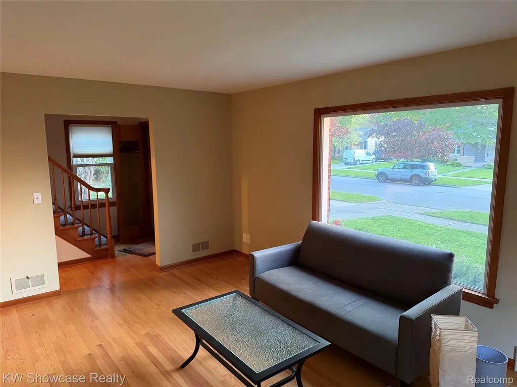 244 Wallinwood Avenue NE Grand Rapids City MI 49503