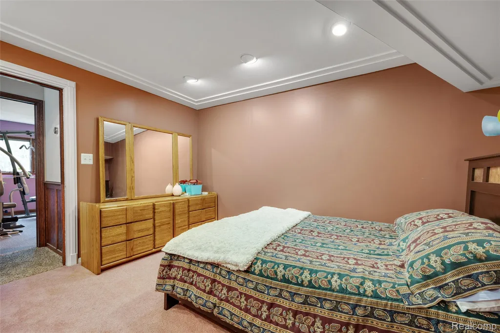 1751 Bird Road Groveland Township MI 48462