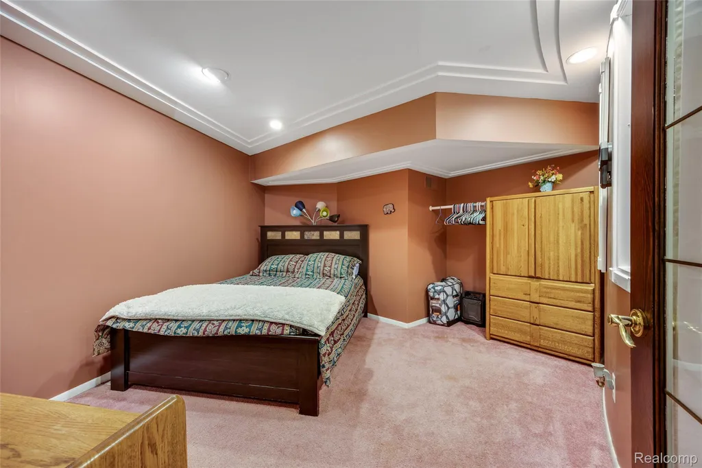 1751 Bird Road Groveland Township MI 48462