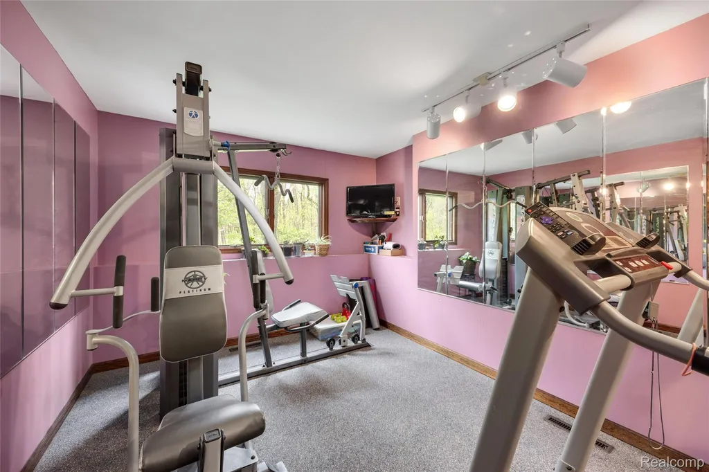 1751 Bird Road Groveland Township MI 48462