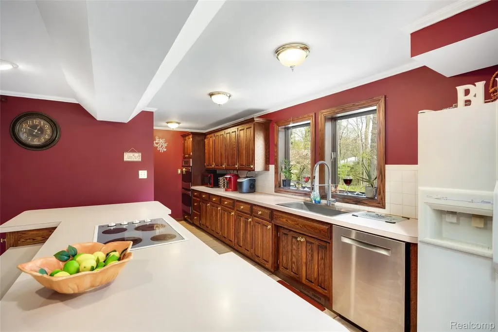 1751 Bird Road Groveland Township MI 48462