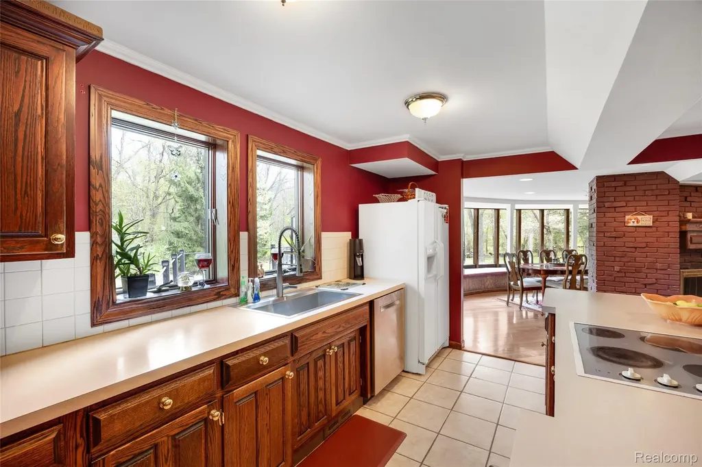 1751 Bird Road Groveland Township MI 48462