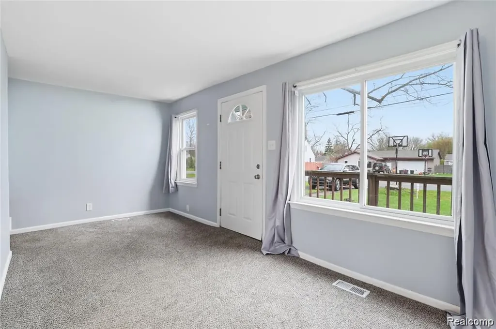 2164 Savoy Avenue Burton City MI 48529