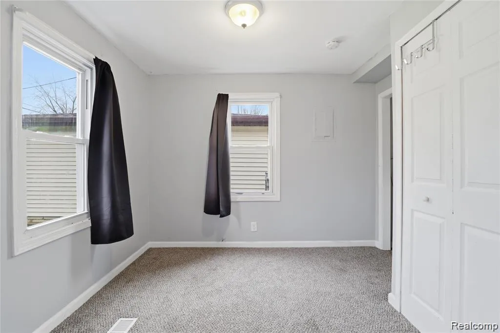2164 Savoy Avenue Burton City MI 48529