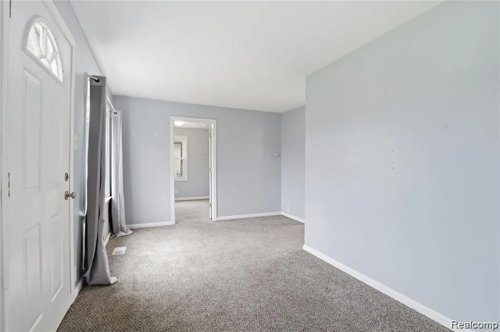 2164 Savoy Avenue Burton City MI 48529