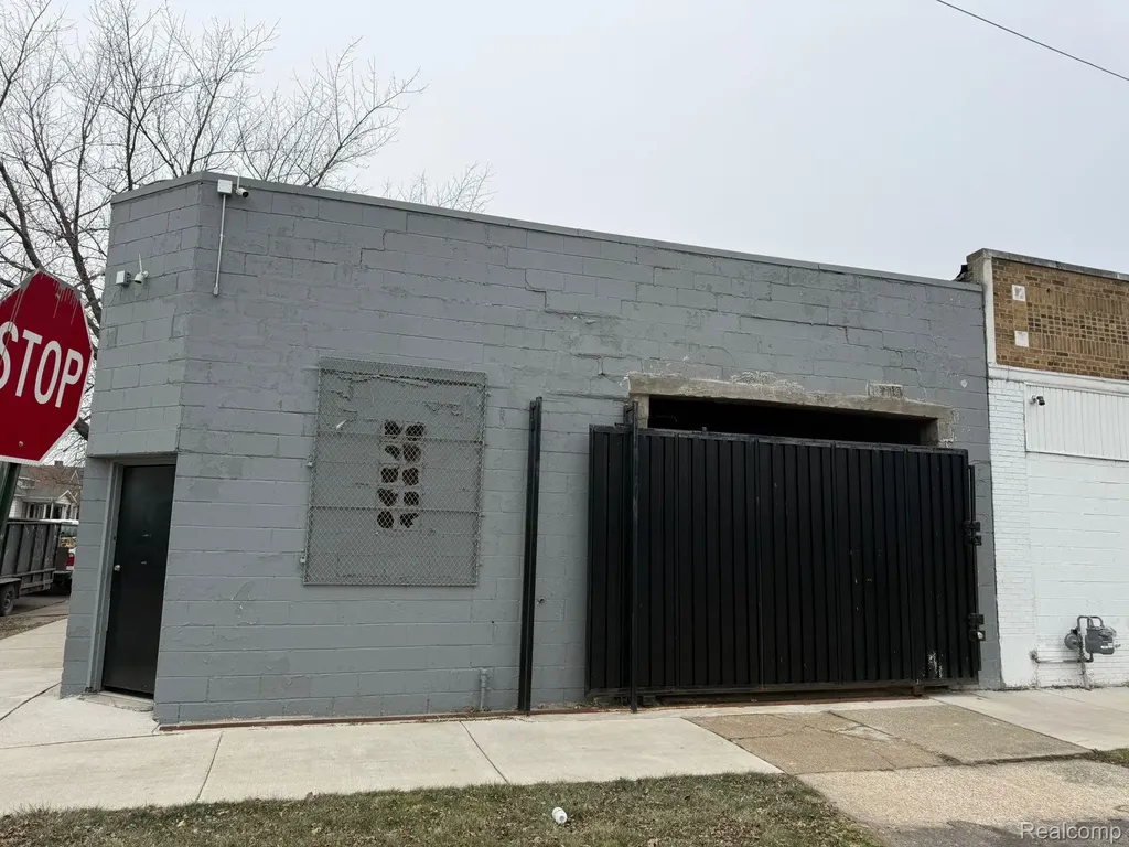 1840 Lawndale Street Detroit City MI 48209