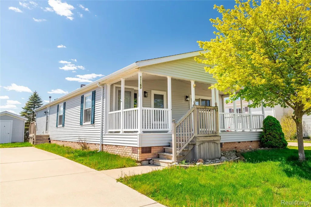 11160 Chestnut Run Court Green Oak Township MI 48178