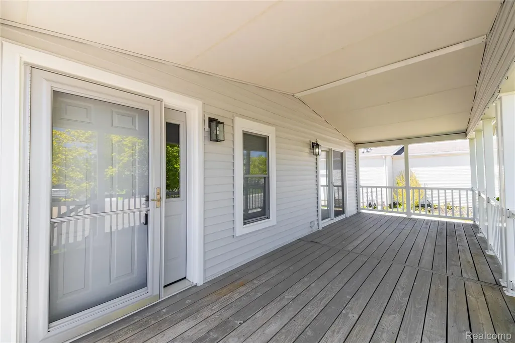 11160 Chestnut Run Court Green Oak Township MI 48178