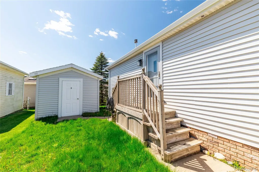 11160 Chestnut Run Court Green Oak Township MI 48178