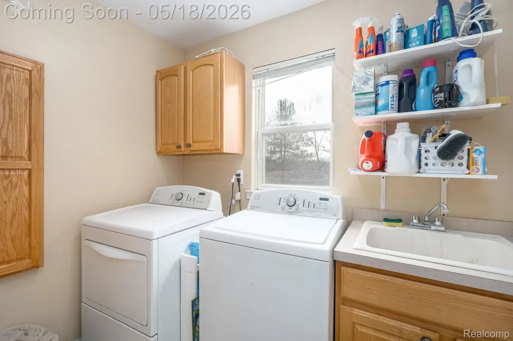 185 Columbia Drive South Lyon City MI 48178
