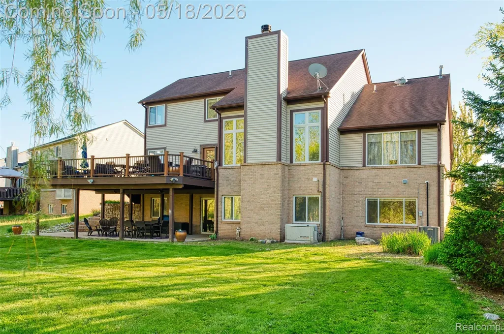 185 Columbia Drive South Lyon City MI 48178