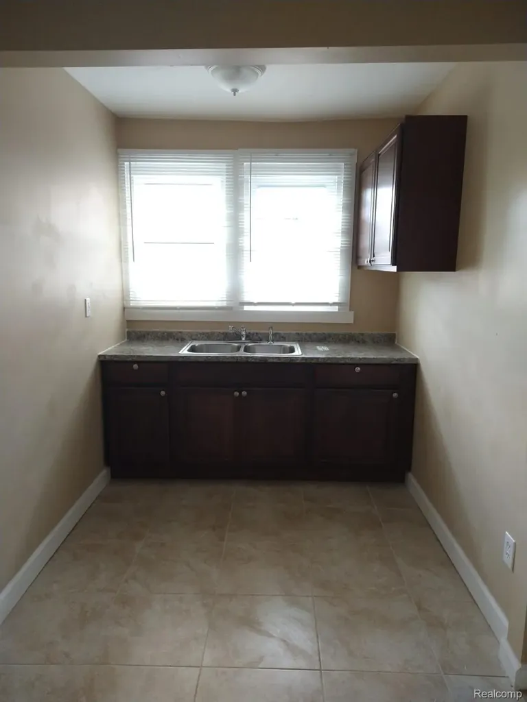 13340 Hartwell Street Detroit City MI 48227