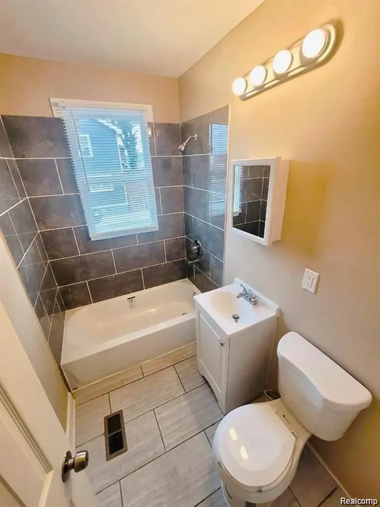 16914 Monica Street Detroit City MI 48221