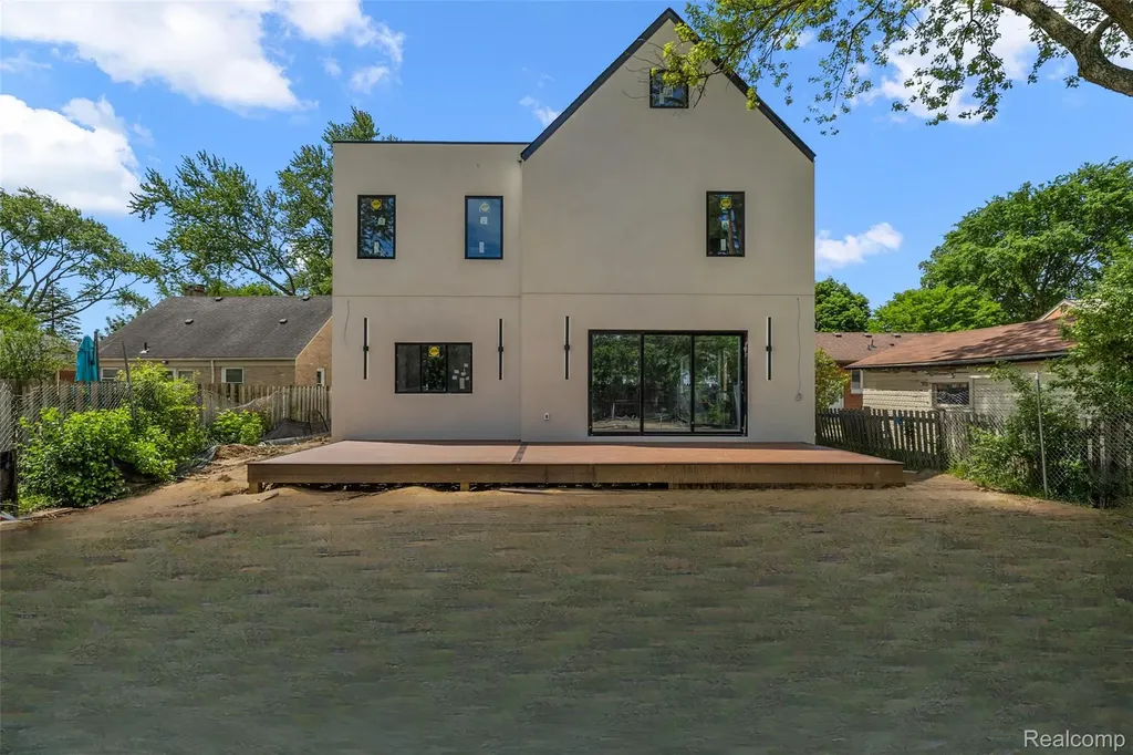 1845 Humphrey Avenue Birmingham City MI 48009