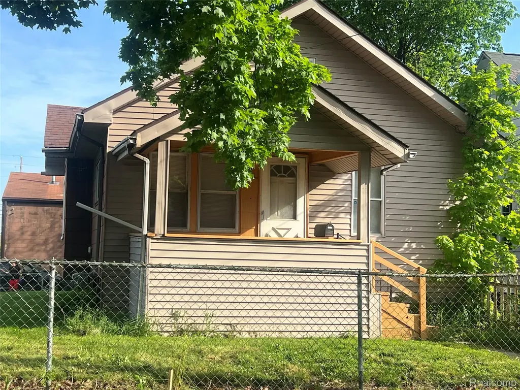 2554 Swayze Street Flint City MI 48503