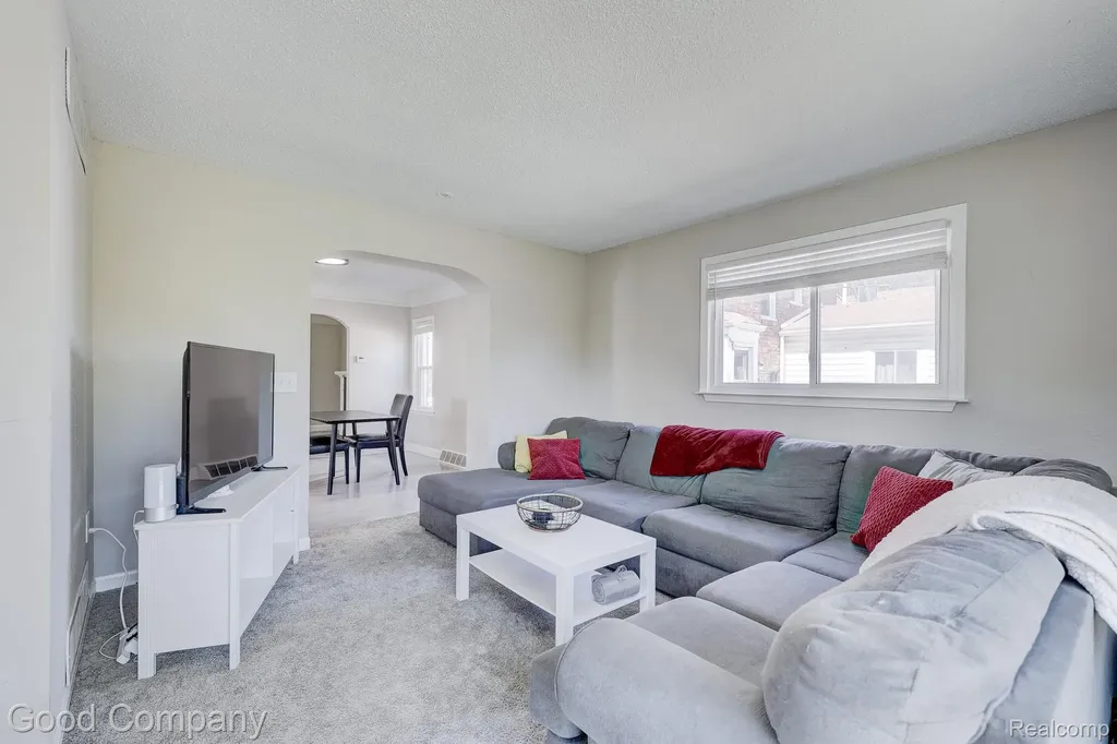 18956 Marlowe Street Detroit City MI 48235