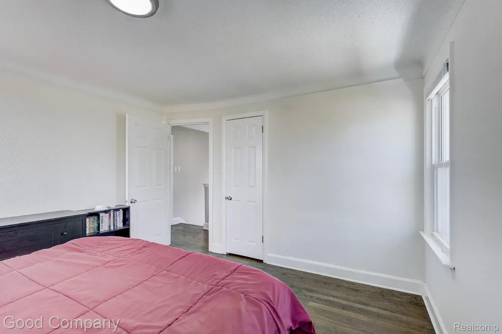 18956 Marlowe Street Detroit City MI 48235