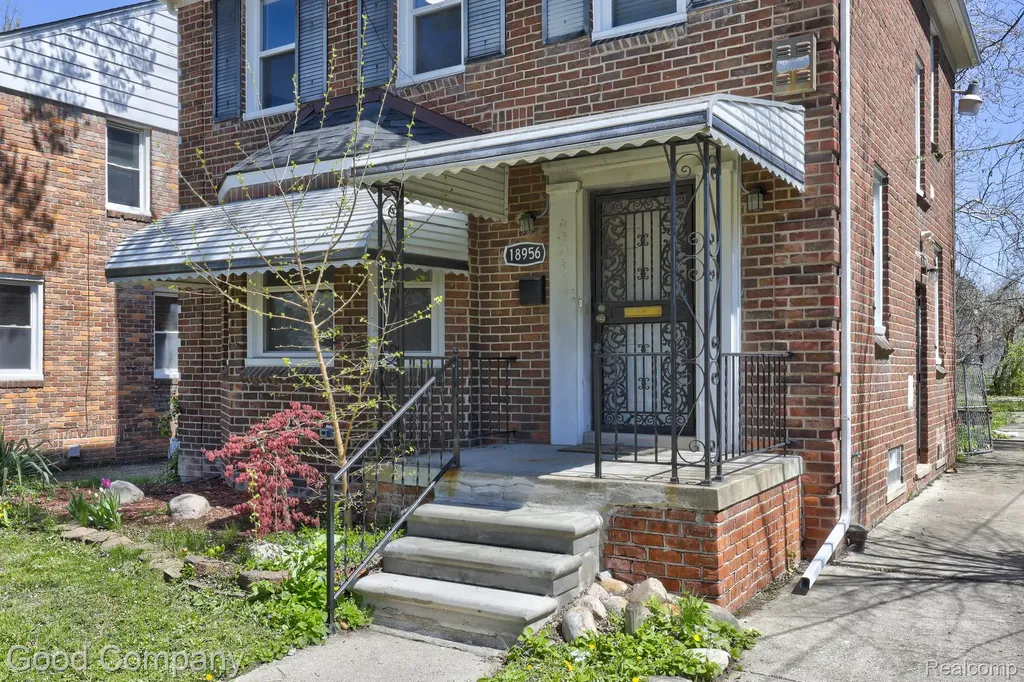 18956 Marlowe Street Detroit City MI 48235