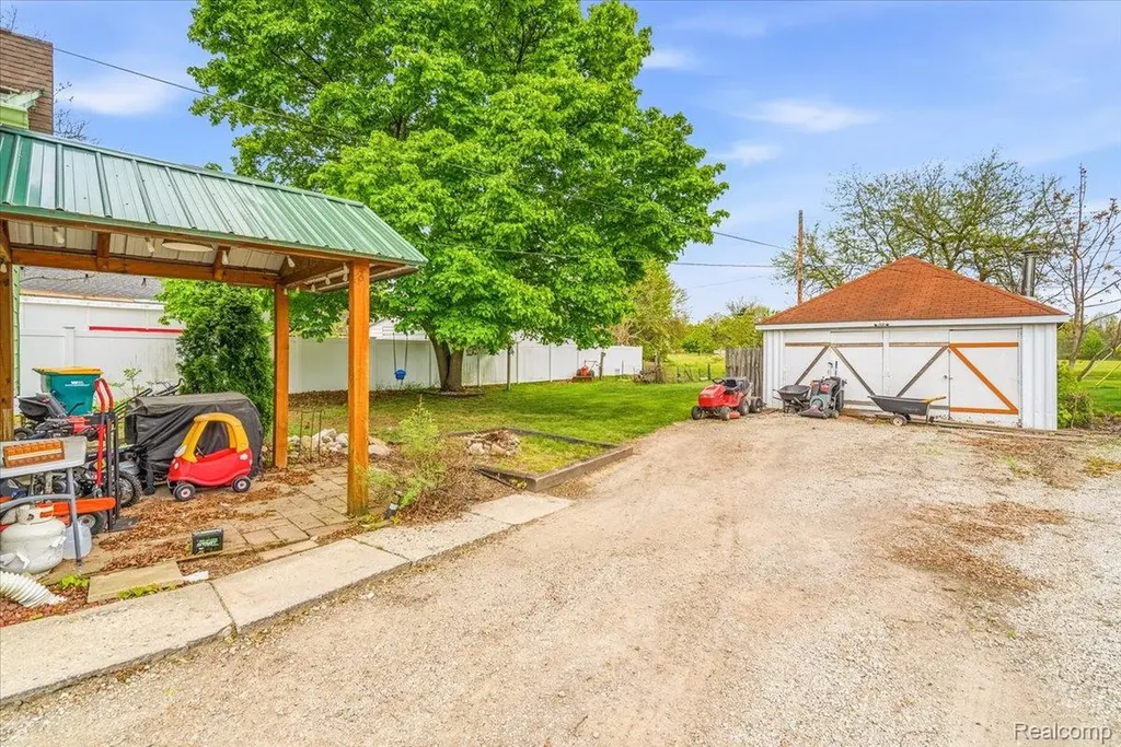 36940 Goddard Road Romulus City MI 48174
