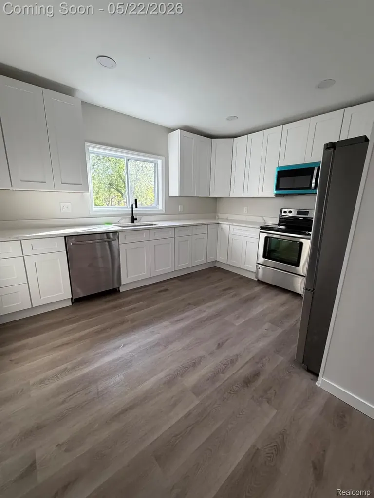 6423 Andersonville Road Waterford Charter Township MI 48329