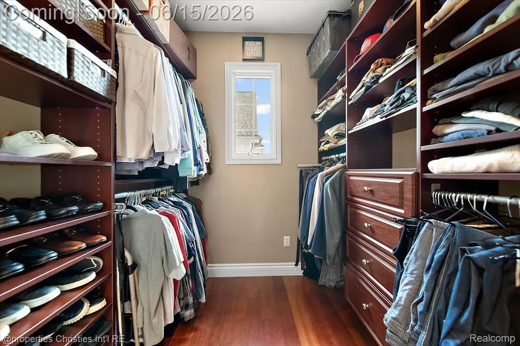 1484 Bird Avenue Birmingham City MI 48009