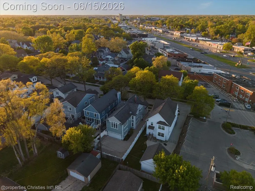 1484 Bird Avenue Birmingham City MI 48009