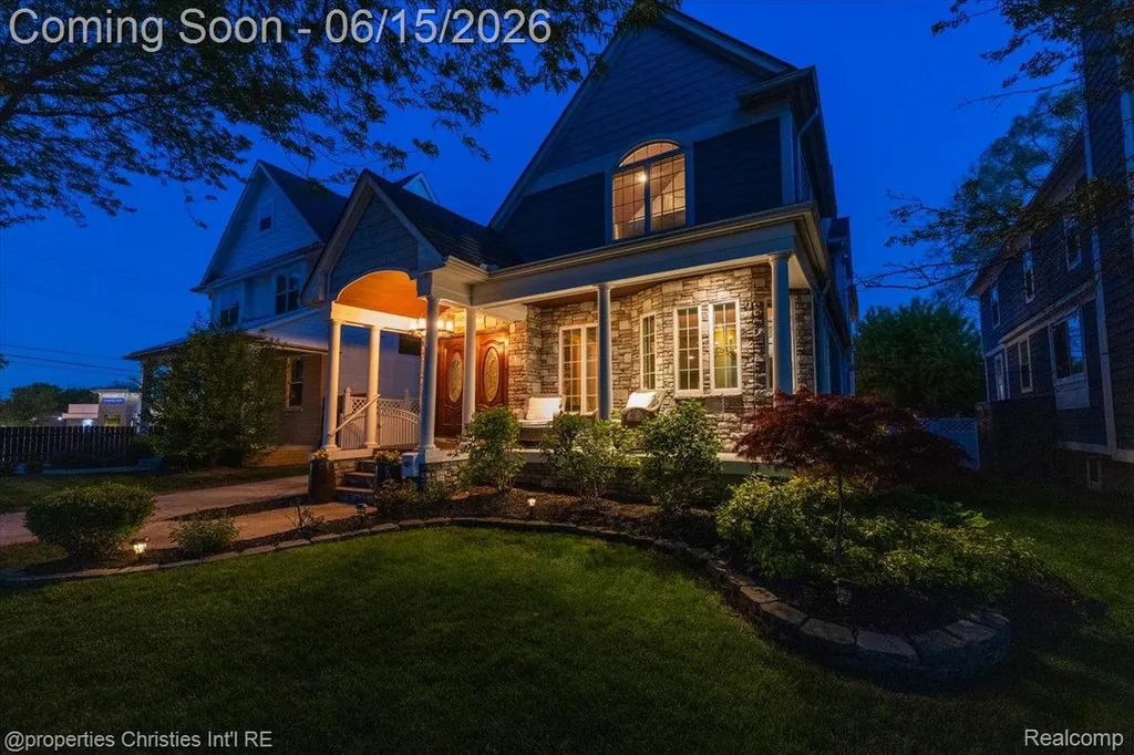 1484 Bird Avenue Birmingham City MI 48009