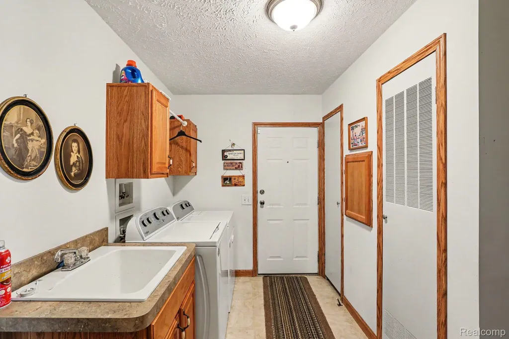 6175 S Branch Lane Kimball Township MI 48074