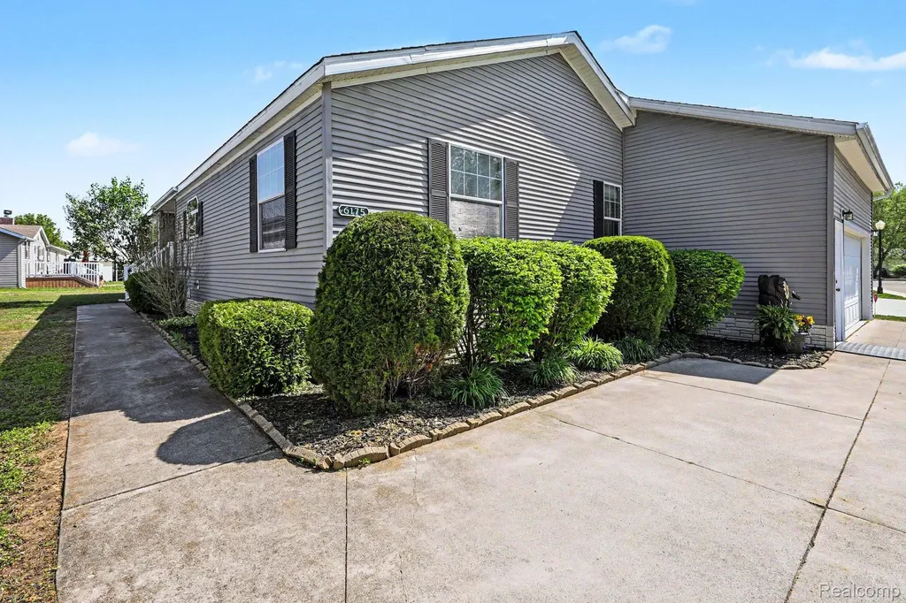 6175 S Branch Lane Kimball Township MI 48074