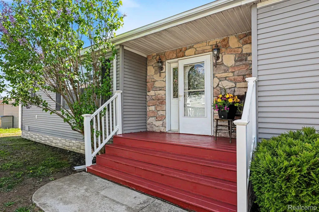 6175 S Branch Lane Kimball Township MI 48074