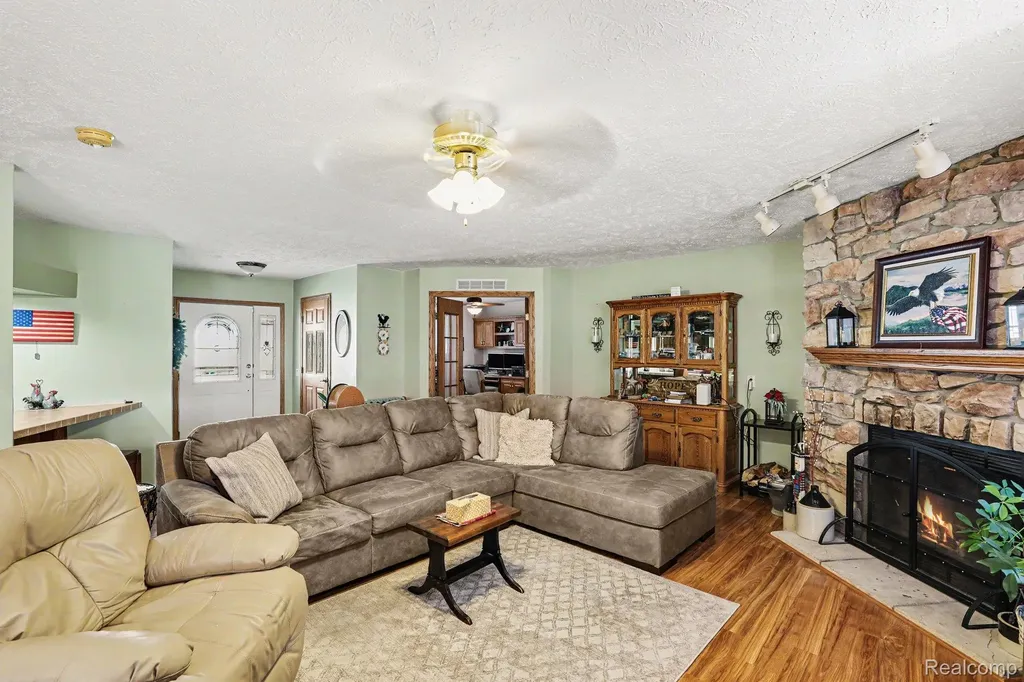 6175 S Branch Lane Kimball Township MI 48074