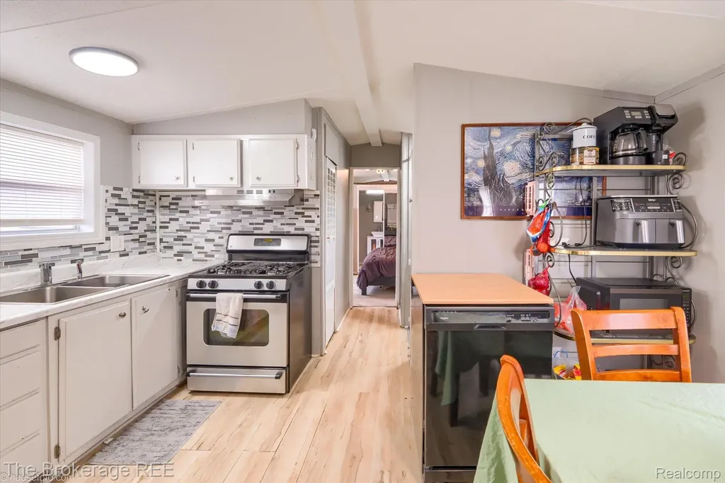 4441 Beechwood Brandon Charter Township MI 48346