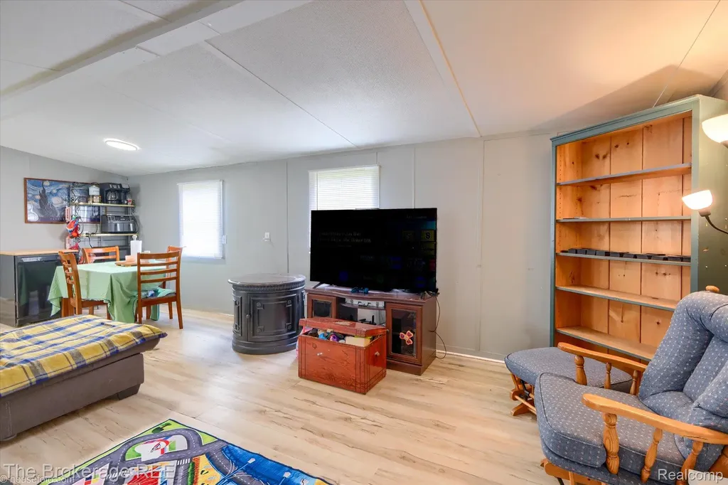 4441 Beechwood Brandon Charter Township MI 48346